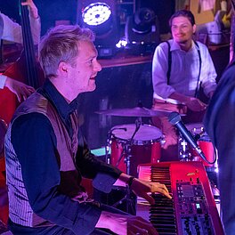 Jazz November 2019 - The Huggee Swing Band Jazz November 2019 - The Huggee Swing Band