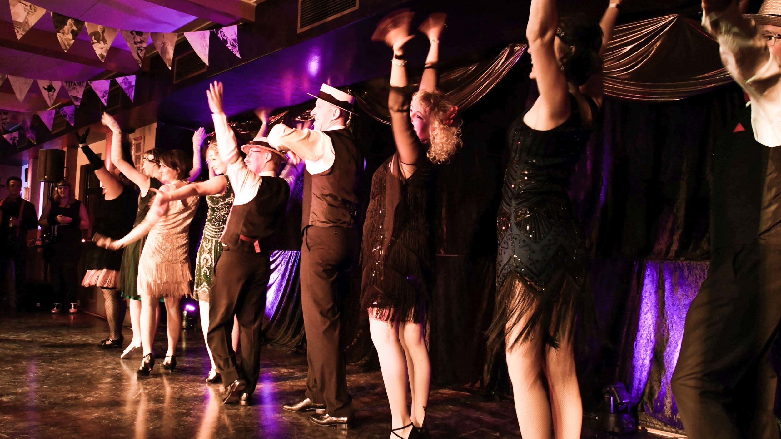 Theater Rote Bühne Theaterball Theater Rote Bühne Theaterball