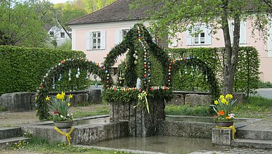 Osterbrunnen in Pretzfeld Osterbrunnen in Pretzfeld