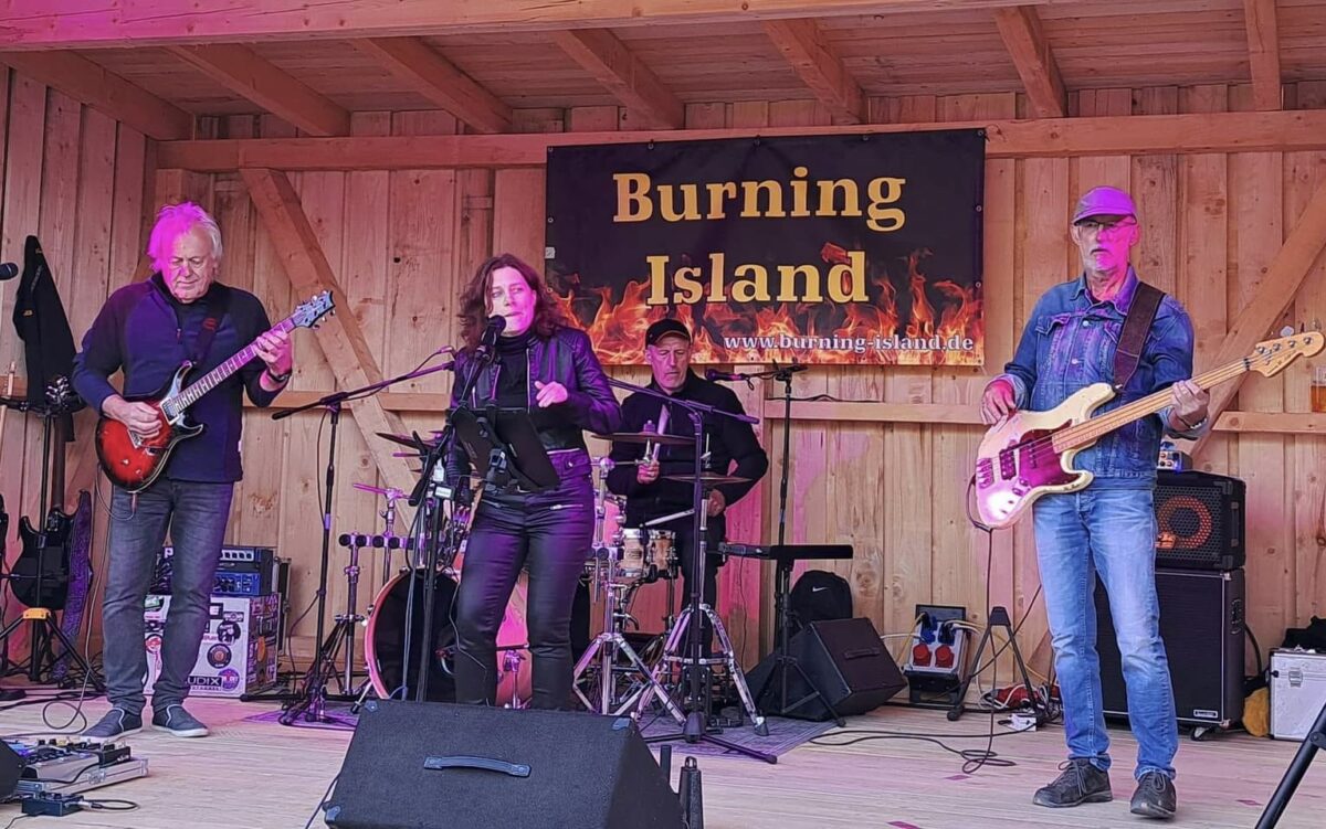 Rockklassiker im Garten - Burning Island Rockklassiker im Garten - Burning Island