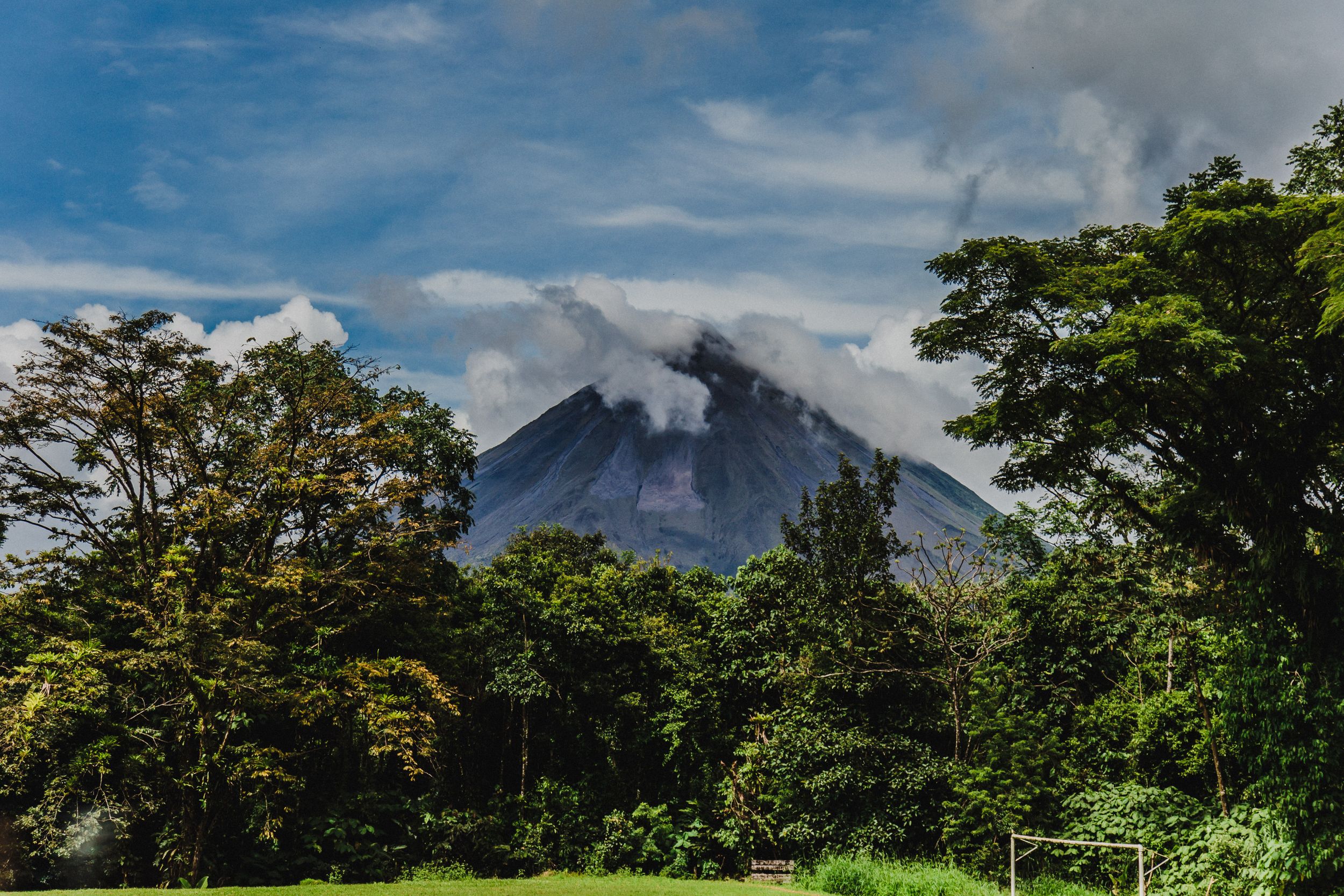 Zwischen Vulkanen und Stränden: Costa Rica hautnah erleben Zwischen Vulkanen und Stränden: Costa Rica hautnah erleben